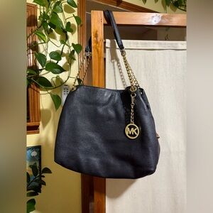 Michael Kors pebble leather shoulder bag